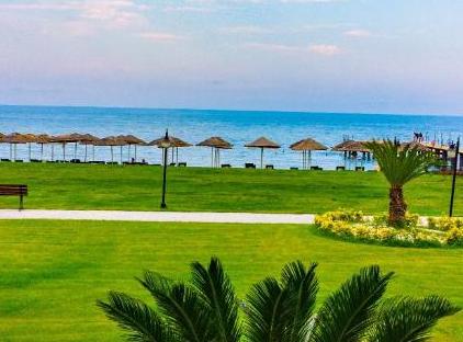 Champion Holiday Village تورنگار