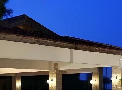 Champion Holiday Village تورنگار