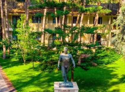 Champion Holiday Village تورنگار