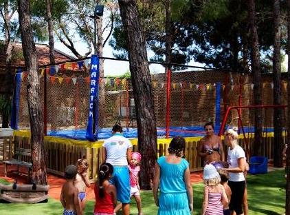 Champion Holiday Village تورنگار