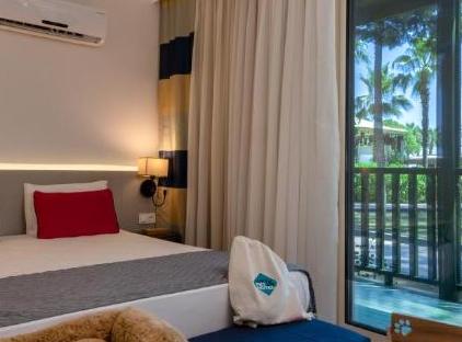 Crystal Flora Beach Resort - All Inclusive تورنگار