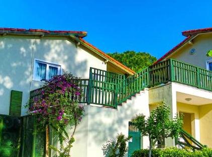 Crystal Flora Beach Resort - All Inclusive تورنگار
