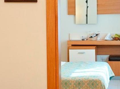 Crystal Flora Beach Resort - All Inclusive تورنگار