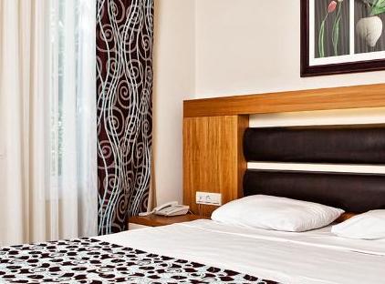 Crystal Flora Beach Resort - All Inclusive تورنگار