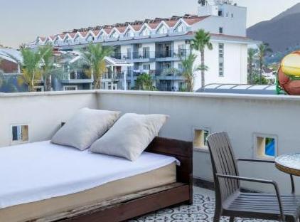 Crystal Aura Beach Resort & Spa - All Inclusive تورنگار