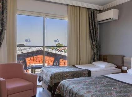 Crystal Aura Beach Resort & Spa - All Inclusive تورنگار