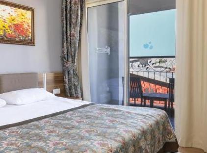 Crystal Aura Beach Resort & Spa - All Inclusive تورنگار