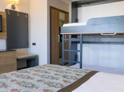 Crystal Aura Beach Resort & Spa - All Inclusive تورنگار