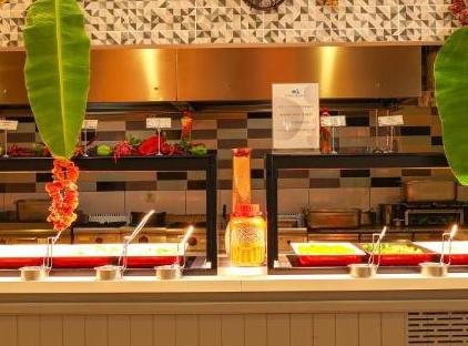 Crystal Aura Beach Resort & Spa - All Inclusive تورنگار