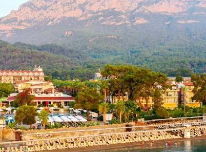 Crystal Aura Beach Resort & Spa - All Inclusive تورنگار