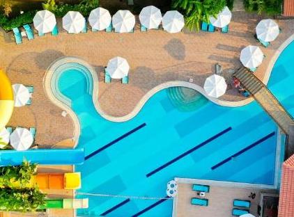 Crystal Aura Beach Resort & Spa - All Inclusive تورنگار
