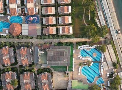 Crystal Aura Beach Resort & Spa - All Inclusive تورنگار