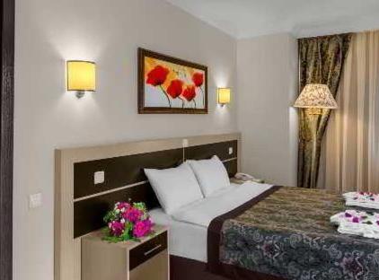 Crystal Aura Beach Resort & Spa - All Inclusive تورنگار