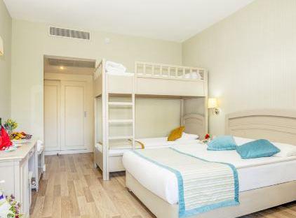 Greenwood Kemer Resort تورنگار