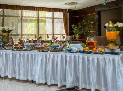 Eldar Garden Resort Hotel تورنگار
