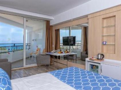 Amara Comfort Kemer تورنگار