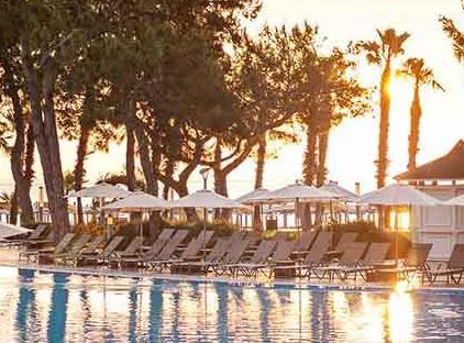 Akka Antedon Hotel تورنگار