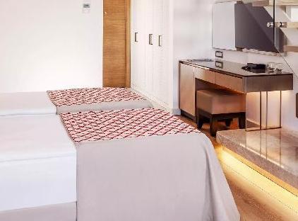 Akka Antedon Hotel تورنگار