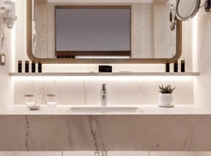 Akka Antedon Hotel تورنگار