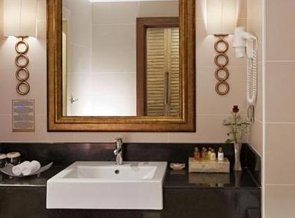 Akka Antedon Hotel تورنگار