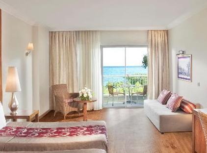 Akka Antedon Hotel تورنگار