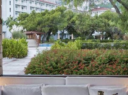 Akka Antedon Hotel تورنگار