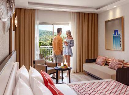 Akka Antedon Hotel تورنگار