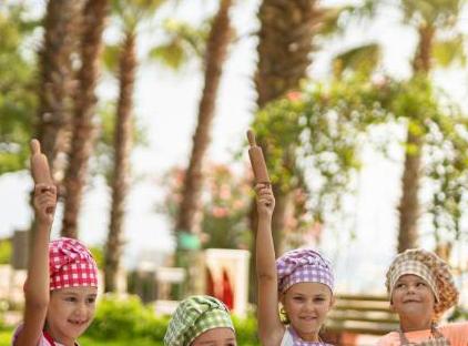 Akka Antedon Hotel تورنگار