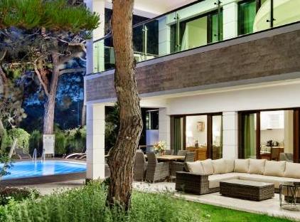 Nirvana Mediterranean Excellence تورنگار