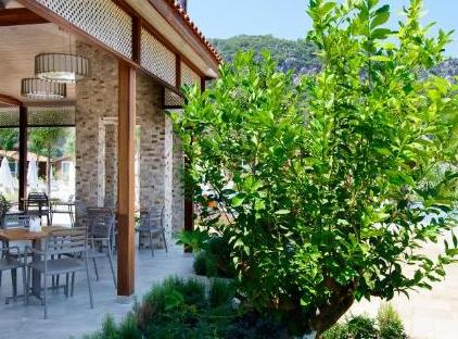 Kimera Hotel تورنگار