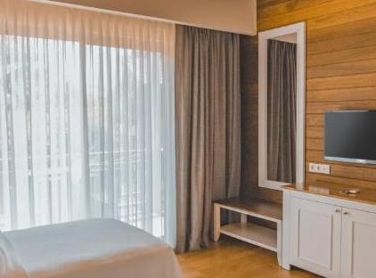 Kimera Hotel تورنگار