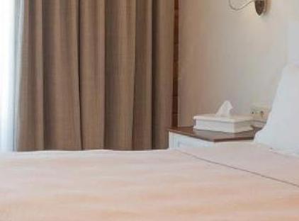 Kimera Hotel تورنگار