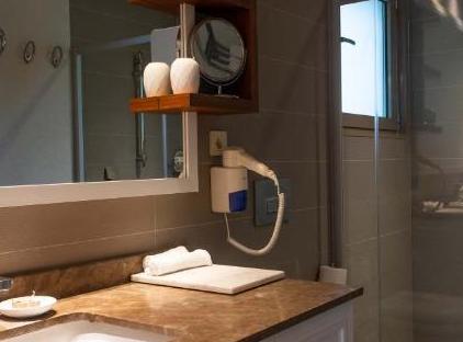 Kimera Hotel تورنگار