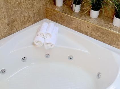 Truemar Hotels @ Suites تورنگار