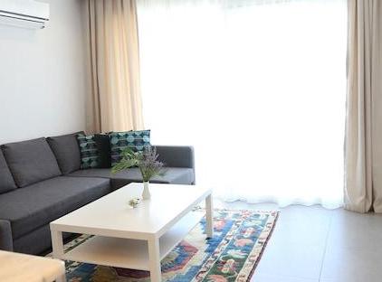 Truemar Hotels @ Suites تورنگار
