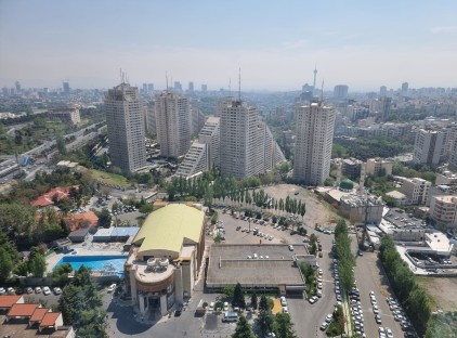 تور تهران هتل پارسیان آزادی تورنگار