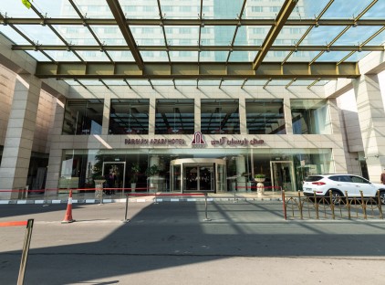 تور تهران هتل پارسیان آزادی تورنگار