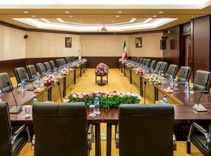 تور تهران هتل پارسیان آزادی تورنگار