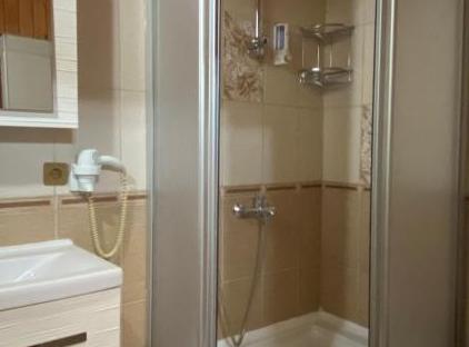 Plaj Hotel تورنگار