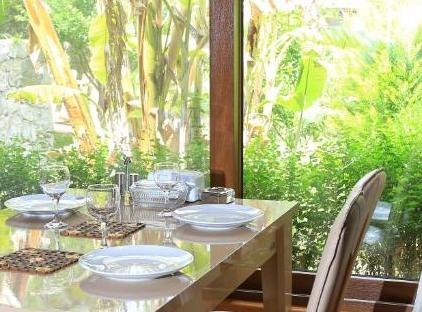 Cıralı Villa Zeytin تورنگار