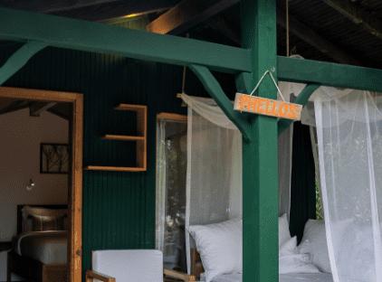 Etenna Bungalow Hotel تورنگار