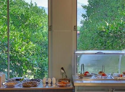 Three Islands Bungalows تورنگار