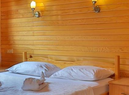 Three Islands Bungalows تورنگار