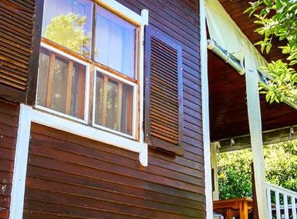 Three Islands Bungalows تورنگار