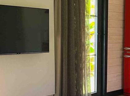 Cozy & beautiful Studio 200 meter to beach تورنگار