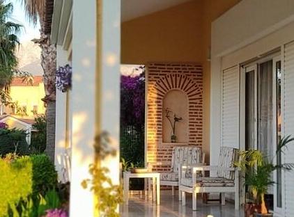 Akdeniz evleri garden floor (alt daire) 2+1 تورنگار