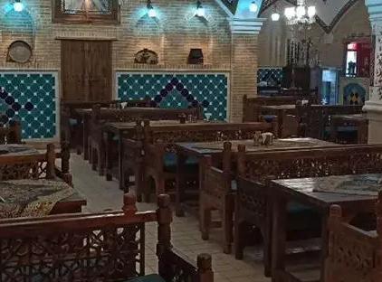 تور شیراز هتل هفت دری تورنگار
