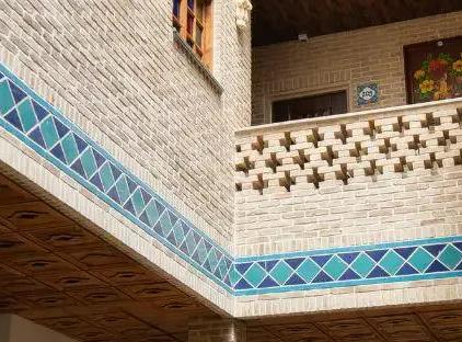 تور شیراز هتل درباری تورنگار