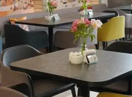 تور اصفهان هتل کاربات تورنگار