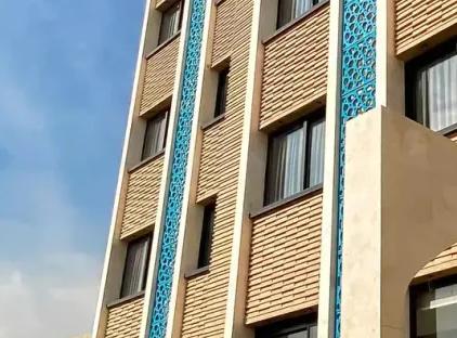 تور اصفهان هتل سنتی آوات تورنگار